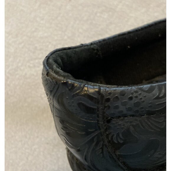 B.O.C. Born Concept Womens Peggy Tooled Comfort Clogs Size US 7.5 EU 37.5 - Picture 7 of 8